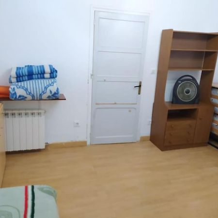 Amplio Piso En Centro Con Balcon Lejlighed Cuenca  Eksteriør billede