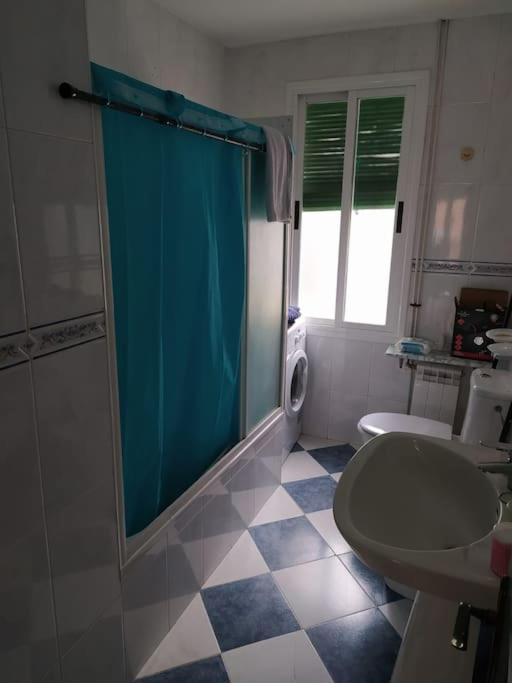 Amplio Piso En Centro Con Balcon Lejlighed Cuenca  Eksteriør billede