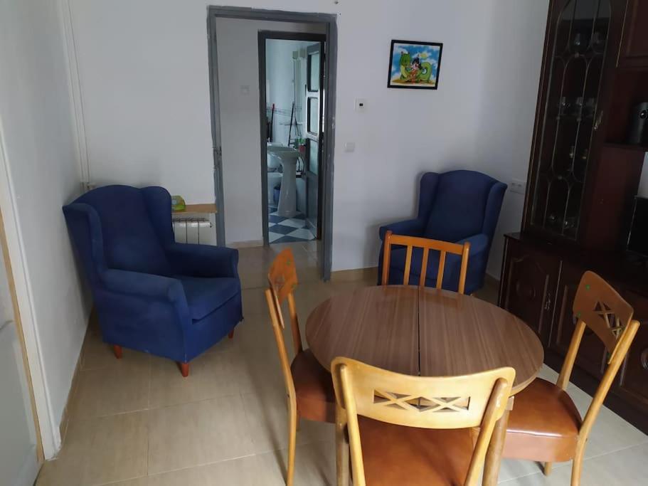 Amplio Piso En Centro Con Balcon Lejlighed Cuenca  Eksteriør billede