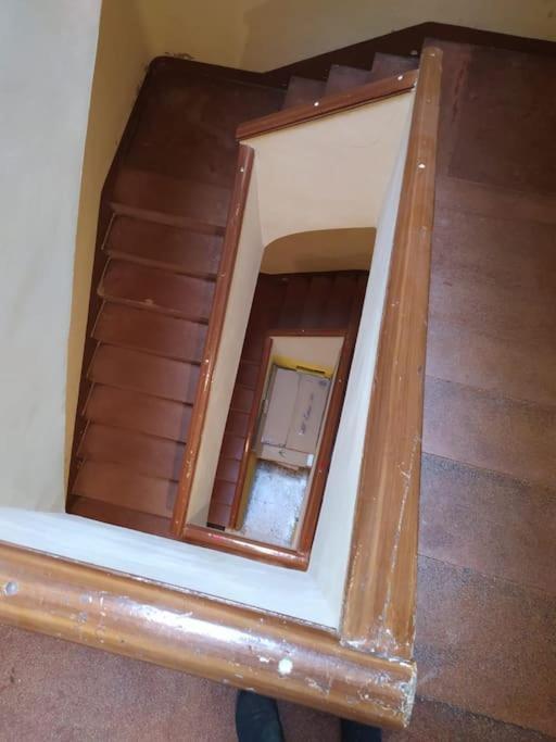 Amplio Piso En Centro Con Balcon Lejlighed Cuenca  Eksteriør billede