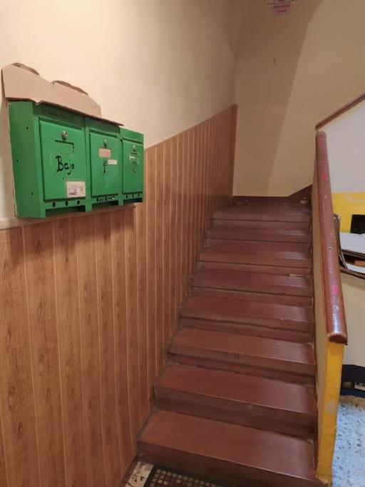 Amplio Piso En Centro Con Balcon Lejlighed Cuenca  Eksteriør billede